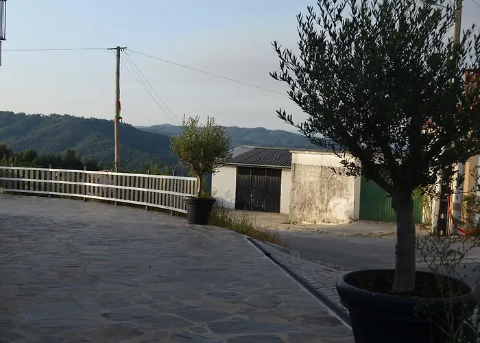 בית כפרי De *