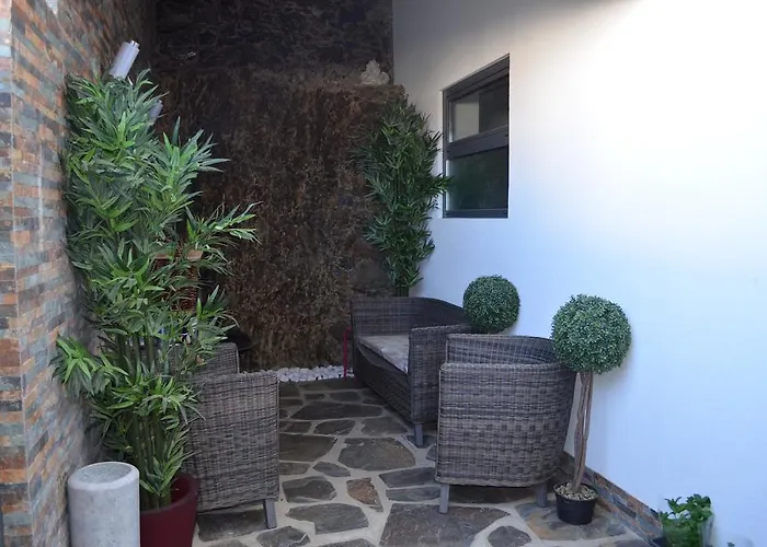 בית כפרי De *